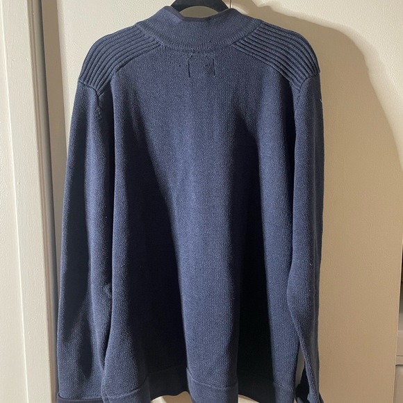 Cute sweater XL - Picture 3 of 3